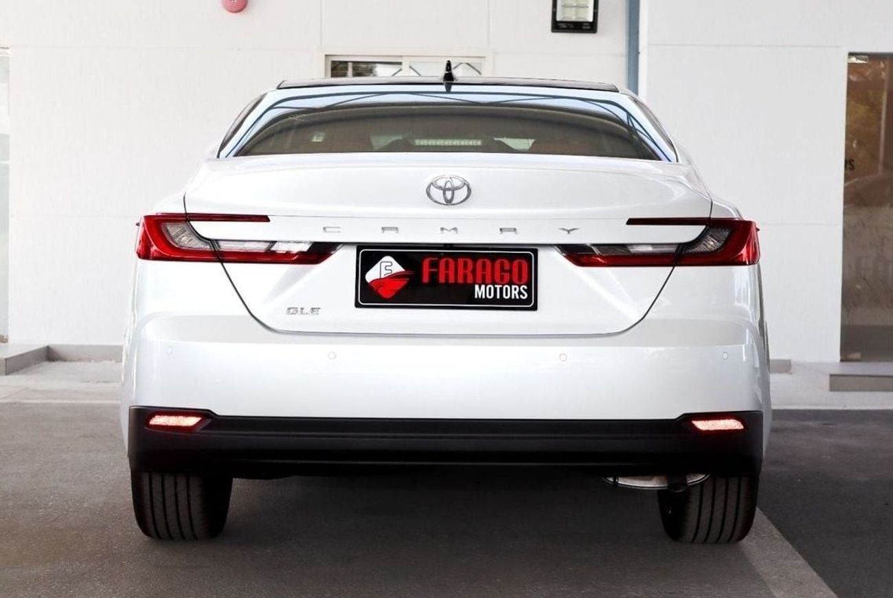 تويوتا كامري 2025 CAMRY GLE 2.5 PANORAMA - GCC MADE IN JAPAN **التصدير فقط خارج الخليج**EXPORT ONLY**