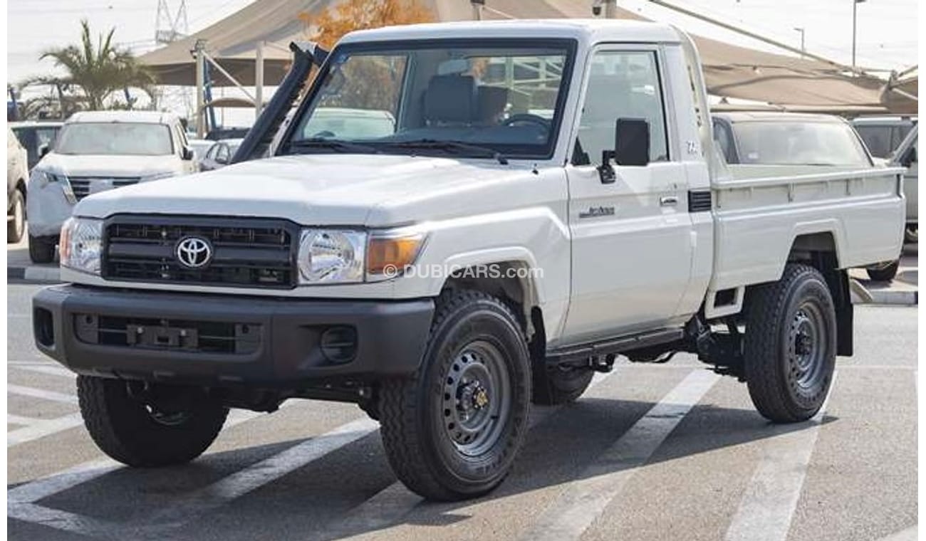 تويوتا لاند كروزر بيك آب Single cab diesel
