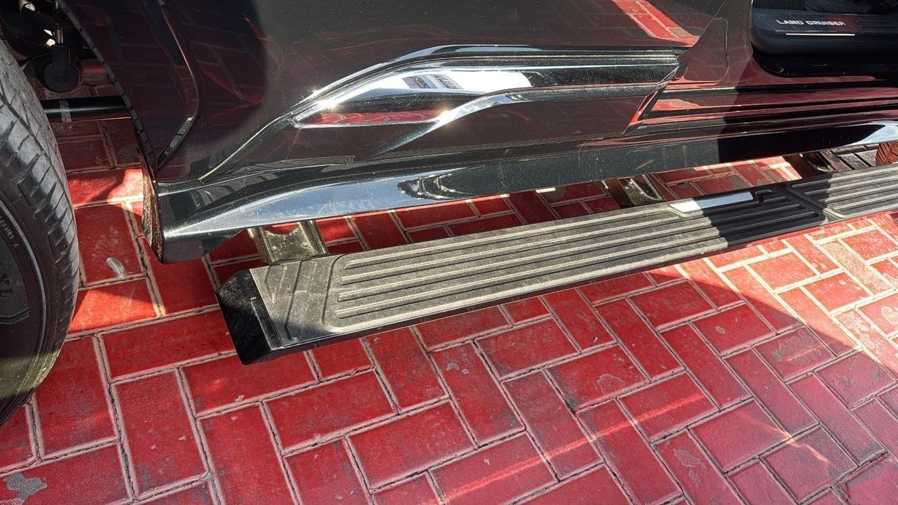 تويوتا لاند كروزر VXR 3.5L