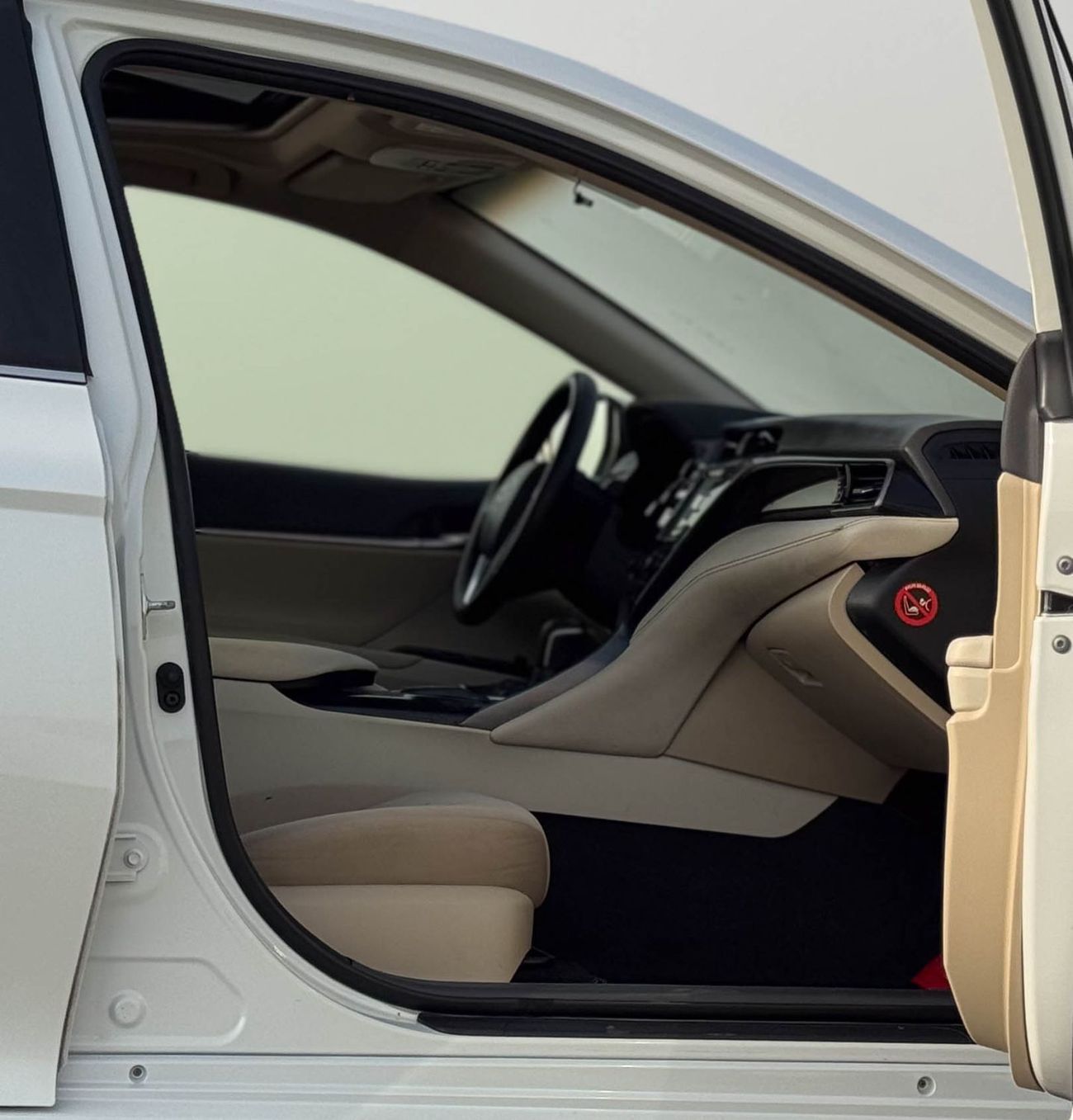 تويوتا كامري تويوتا كامري 2019 خليجي بدون حوادث بحالة ممتازة 1421 شهرياً