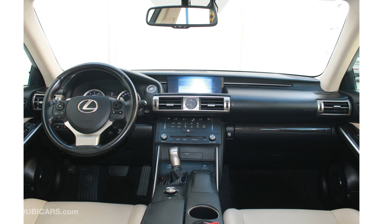 Lexus IS250 2.5L PRESTIGE 2015 MODEL WITH SUNROOF LEATHER SEATS