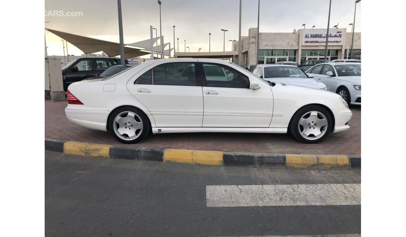 Mercedes-Benz S 350 Mercedes Benz S350 model 2005GCC car prefect condition full option sun roof leather seats back camer