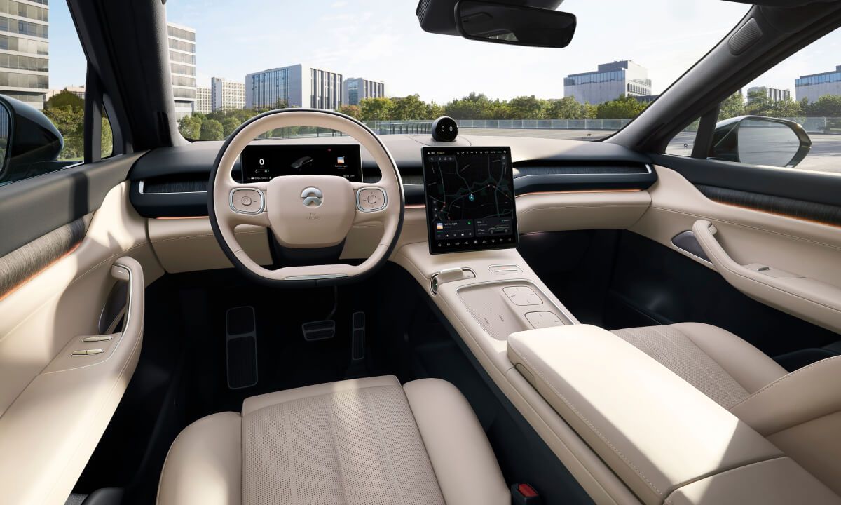 Nio EL8 interior - Cockpit