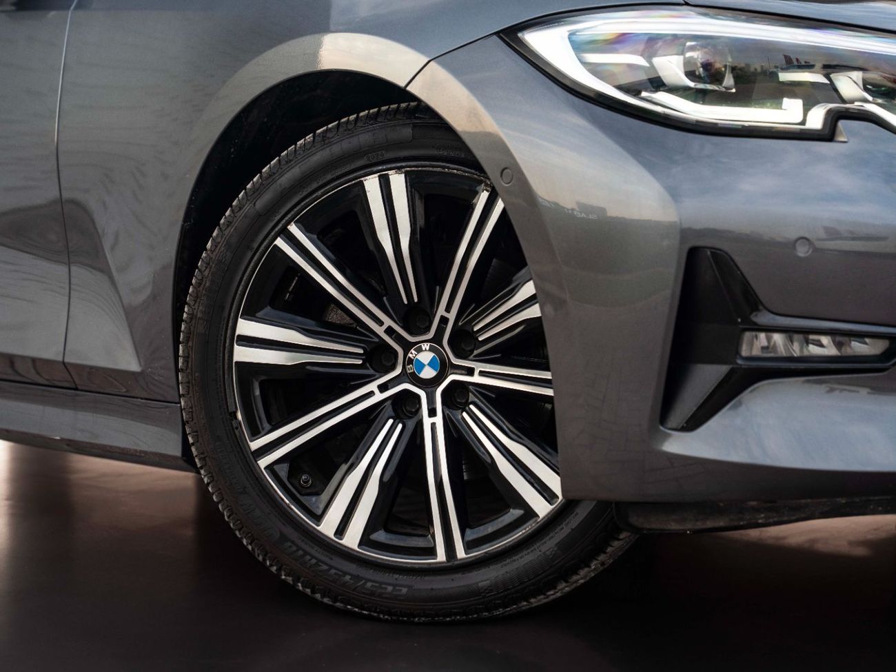 BMW 320i Executive 2.0L