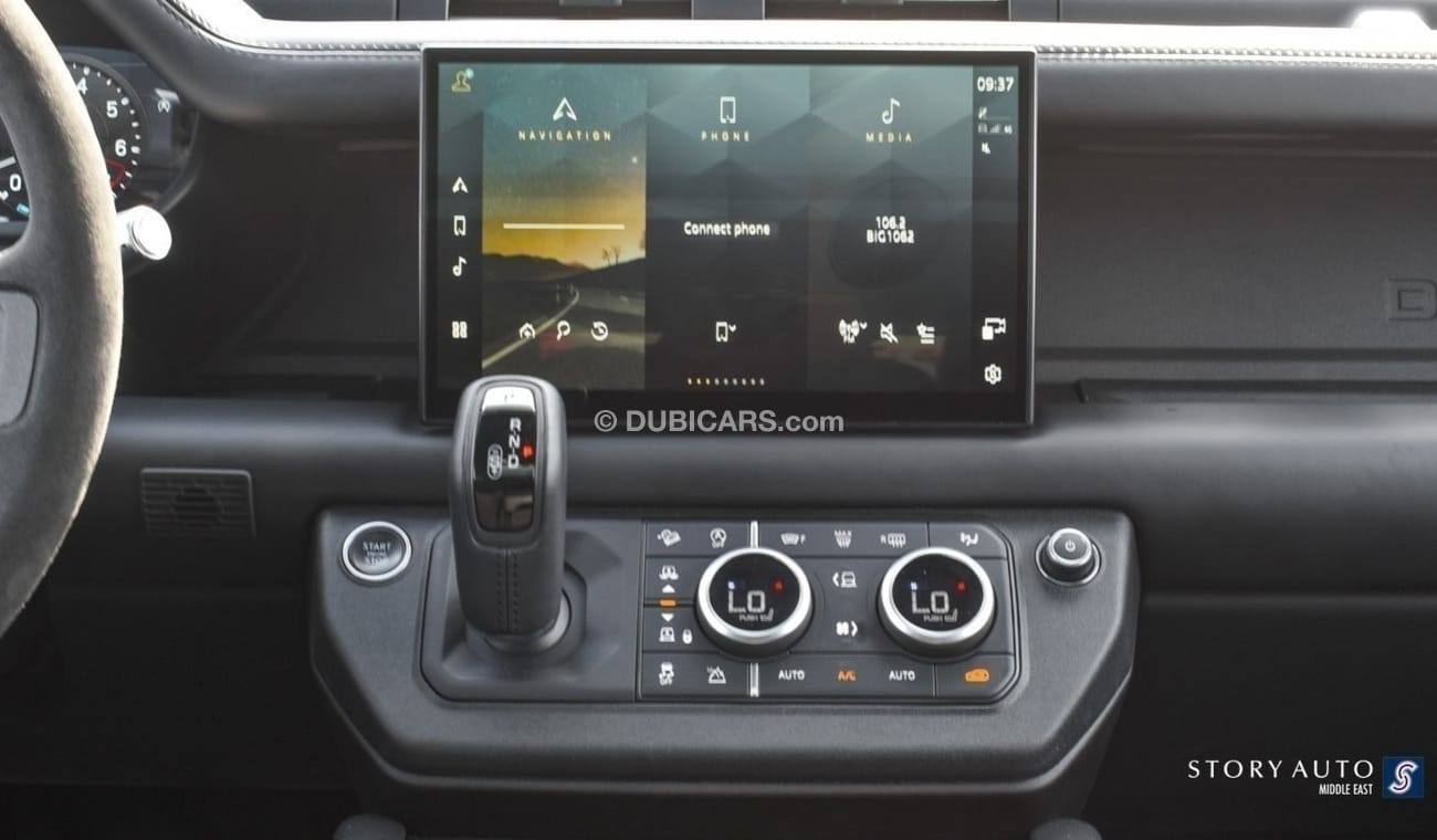 Land Rover Defender P525  V8 (  EXPORT ONLY )