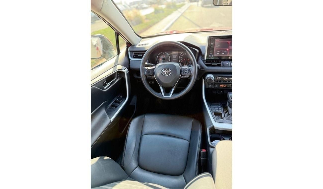 Toyota RAV4 TOYOTA RAV4 XLE premium Full Option