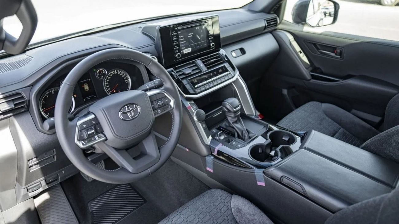 تويوتا لاند كروزر (LHD) TOYOTA LAND CRUISER LC300 GXR 4.0P AT MY2025– GREY