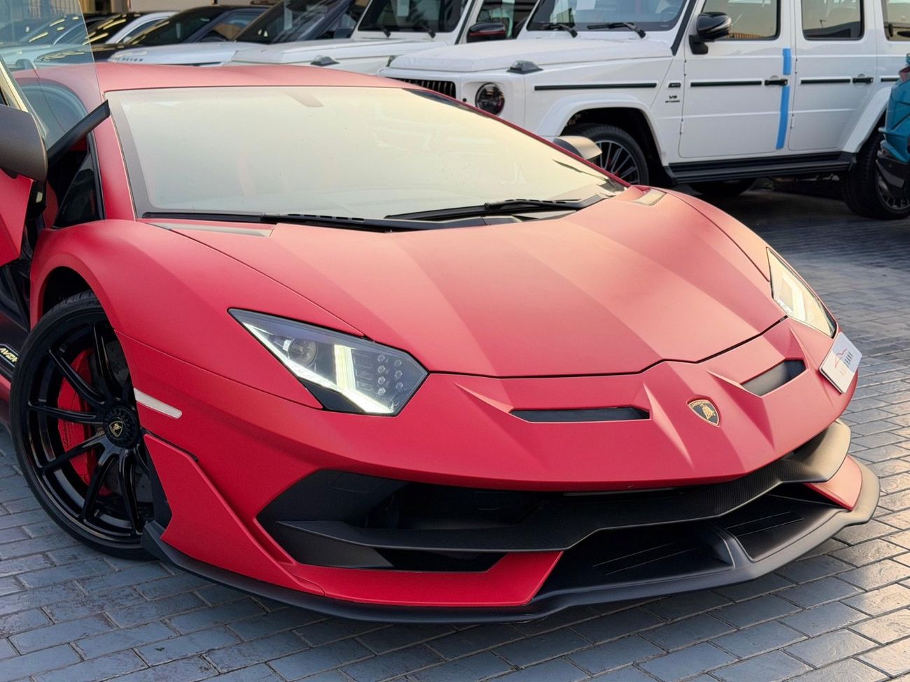 لامبورغيني أفينتادور SVJ 6.5L V12