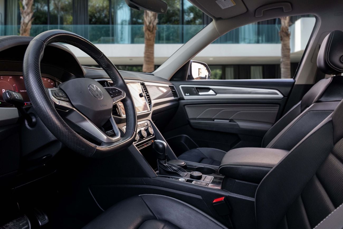 Volkswagen Teramont Teramont R-Line | 2,155 P.M | 0% Downpayment | IMMACULATE!