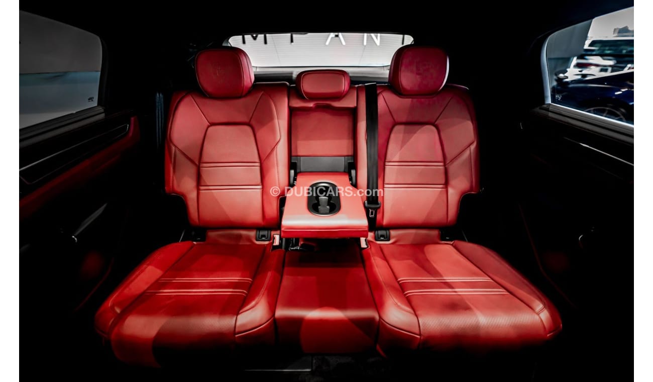 Porsche Cayenne 2021 Porsche Cayenne GTS Coupe, 2025 Porsche Warranty, Very Low KMs, GCC