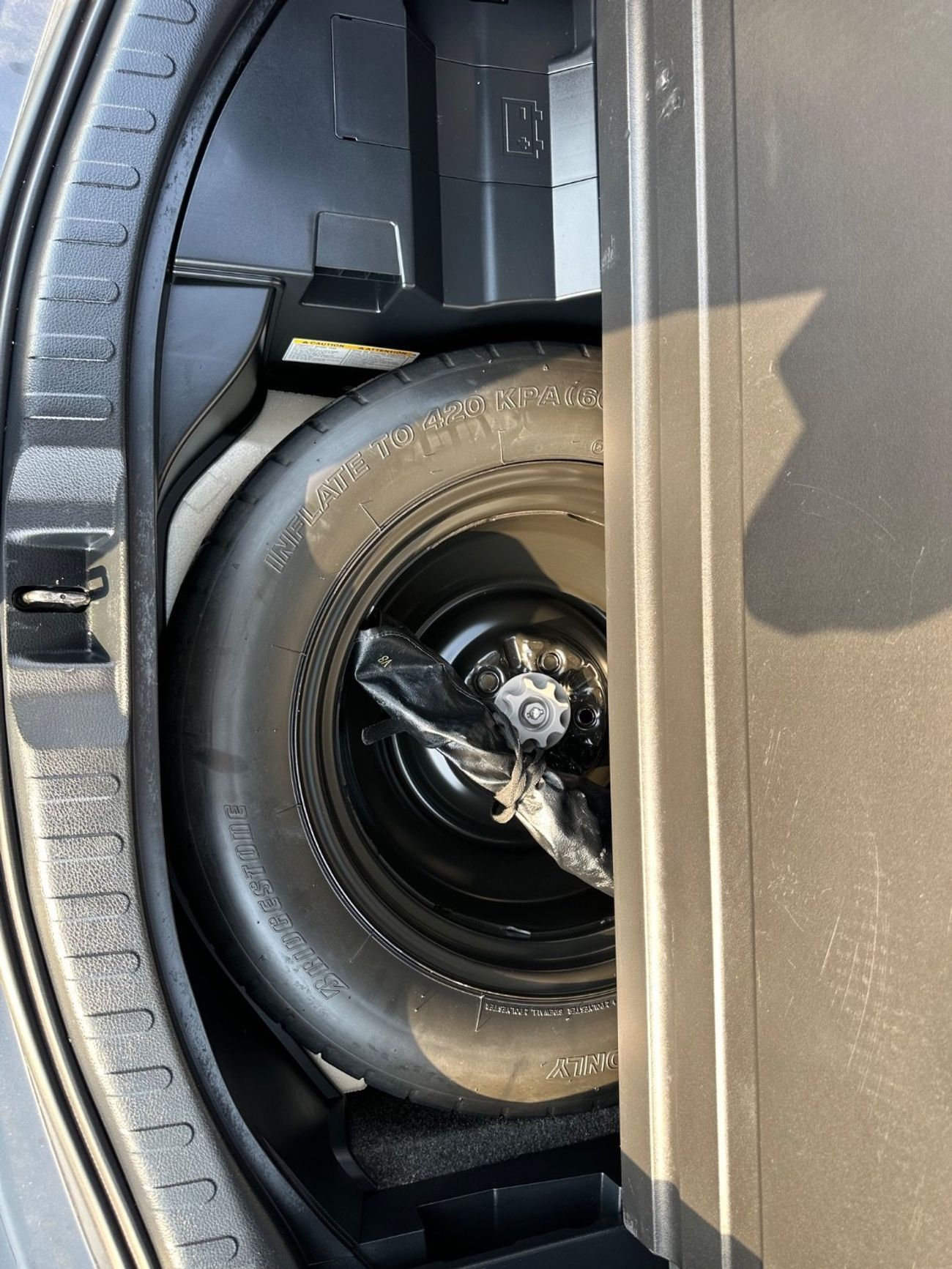 تويوتا راف ٤ LTD 2.5L