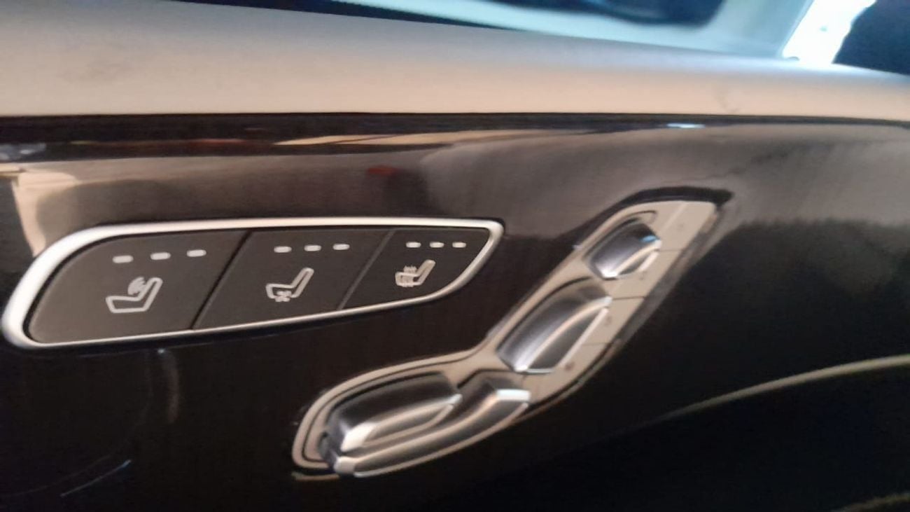 Mercedes-Benz V 250 Vip interior original car low kms personal use from new