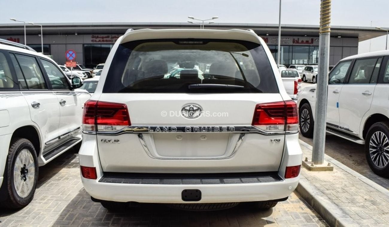 Toyota Land Cruiser GXR V8