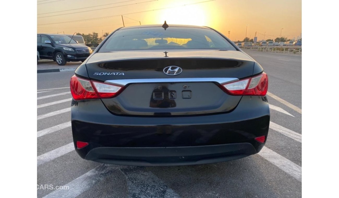 Hyundai Sonata 2014 HYUNDAI SONATA / MID OPTION