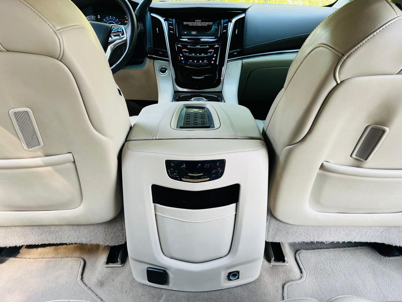 Cadillac Escalade ESV 6.2L