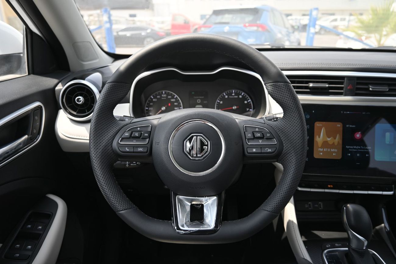 MG ZS MG ZS 1.5L Petrol Full Option Model 2025, Color White