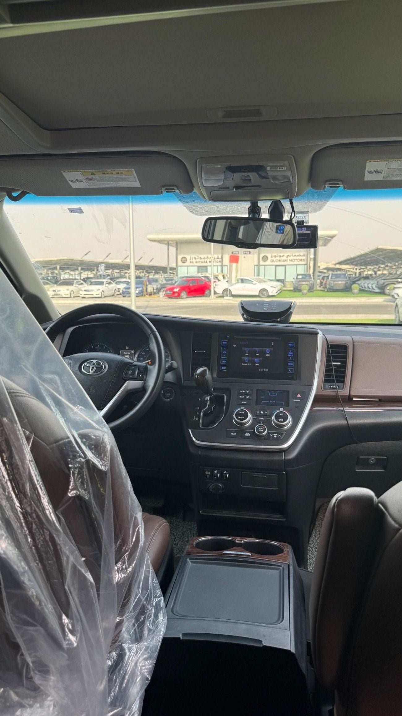 تويوتا سيينا Limited AWD