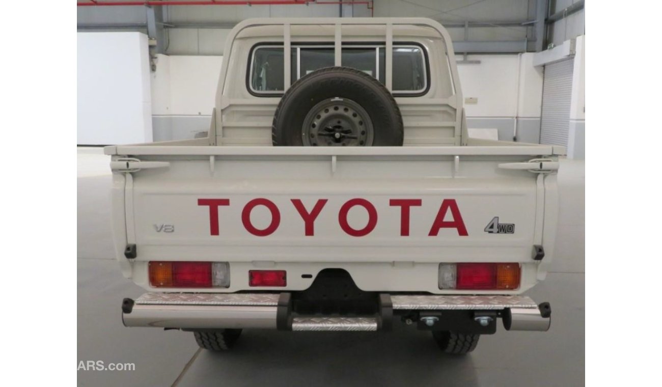 Toyota Land Cruiser Pick Up VDJ79 - 4.5L DSL P/UP D/C - MT - BASIC - 22YM - WHT_GRY (FOR EXPORT)