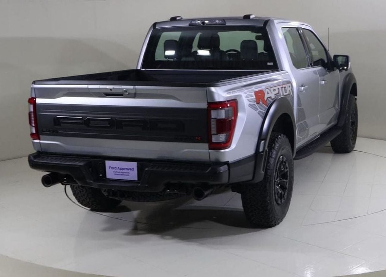 فورد F 150 RP1823 RAPTOR R CREW 5.2L V8 / AL TAYER MOTORS / AL QOUZ SHOWROOM
