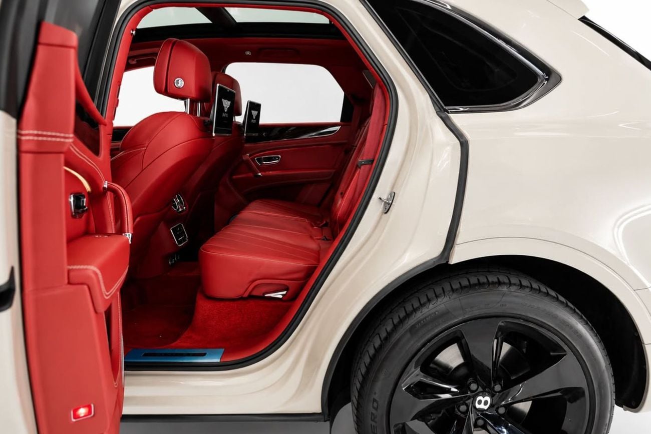 Bentley Bentayga Bentley Bentayga 2019 | V8 Twin-Turbo | GCC Specs | Excellent Condition