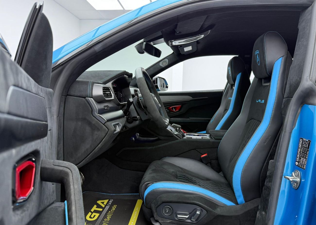 لامبورغيني اوروس 4.0T V8 Performante 2023 Lamborghini Urus Performante, Warranty, Carbon Fiber Package, Very Low Km, 