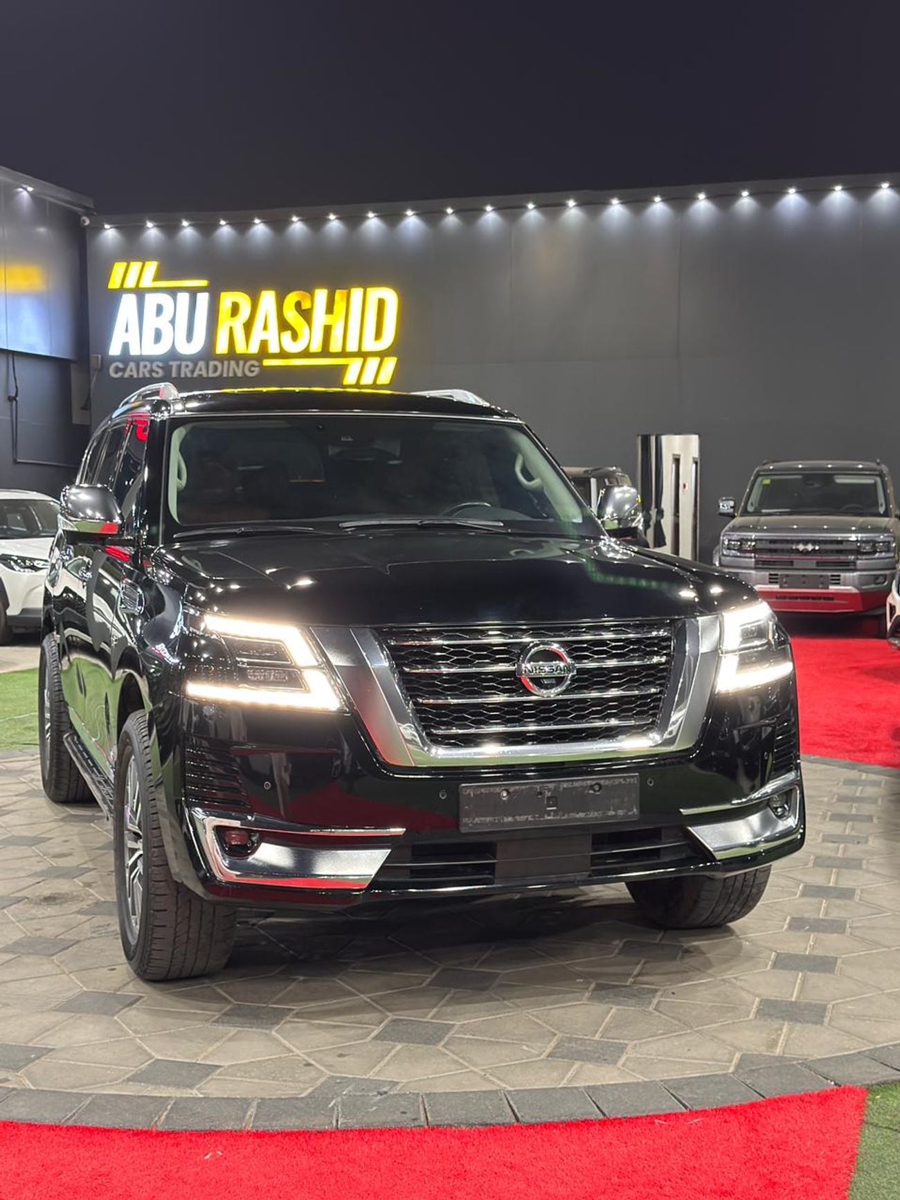 نيسان باترول LE Platinum 5.6L
