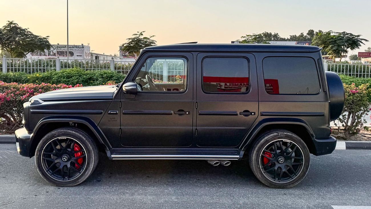 Mercedes-Benz G 63 AMG 4MATIC SUV V8 4.0L CARBON FIBER NIGHT PACKAGE BRAND NEW 0KM