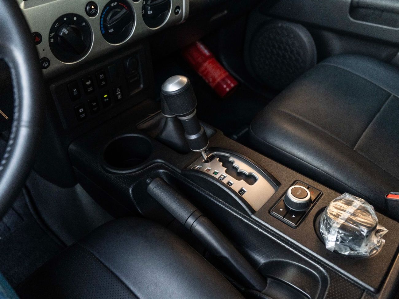 تويوتا إف جي كروزر GXR 4.0L A/T