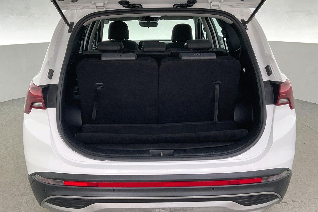 هيونداي سانتا في Smart | National Day Celebration | شامل الضمان | 0 ﺪﻔﻋﺓ ﺃﻮﻟﻯ