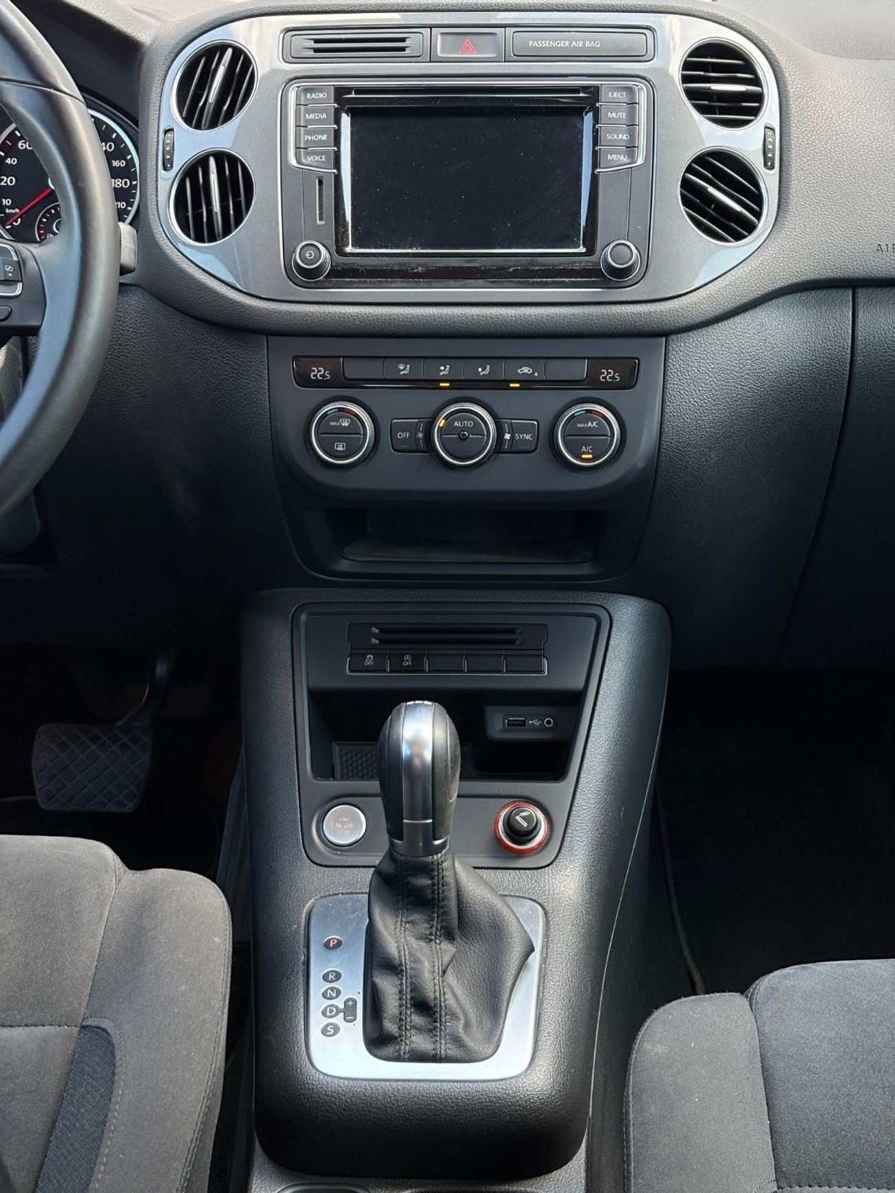 Volkswagen Tiguan 1.4 TSI Life 1.4 TSI A/T | 2016 | GCC SPECS