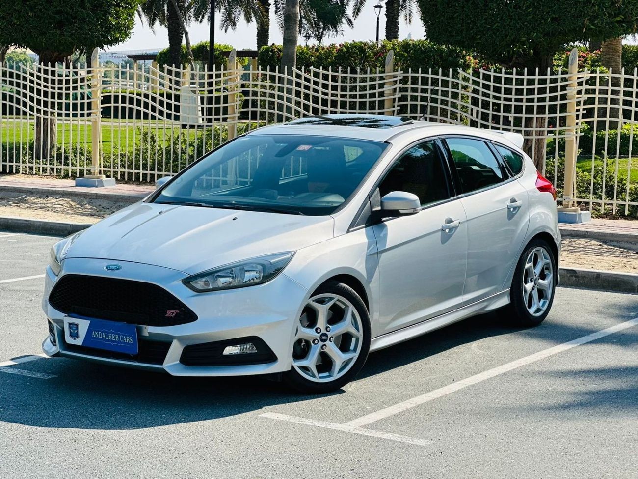 Ford Focus AED 860PM | FULL AGENCY MAINTAINED | FORD FOCUS ST | FULL OPTION | | 0 DP | GCC | MINT CONDITION