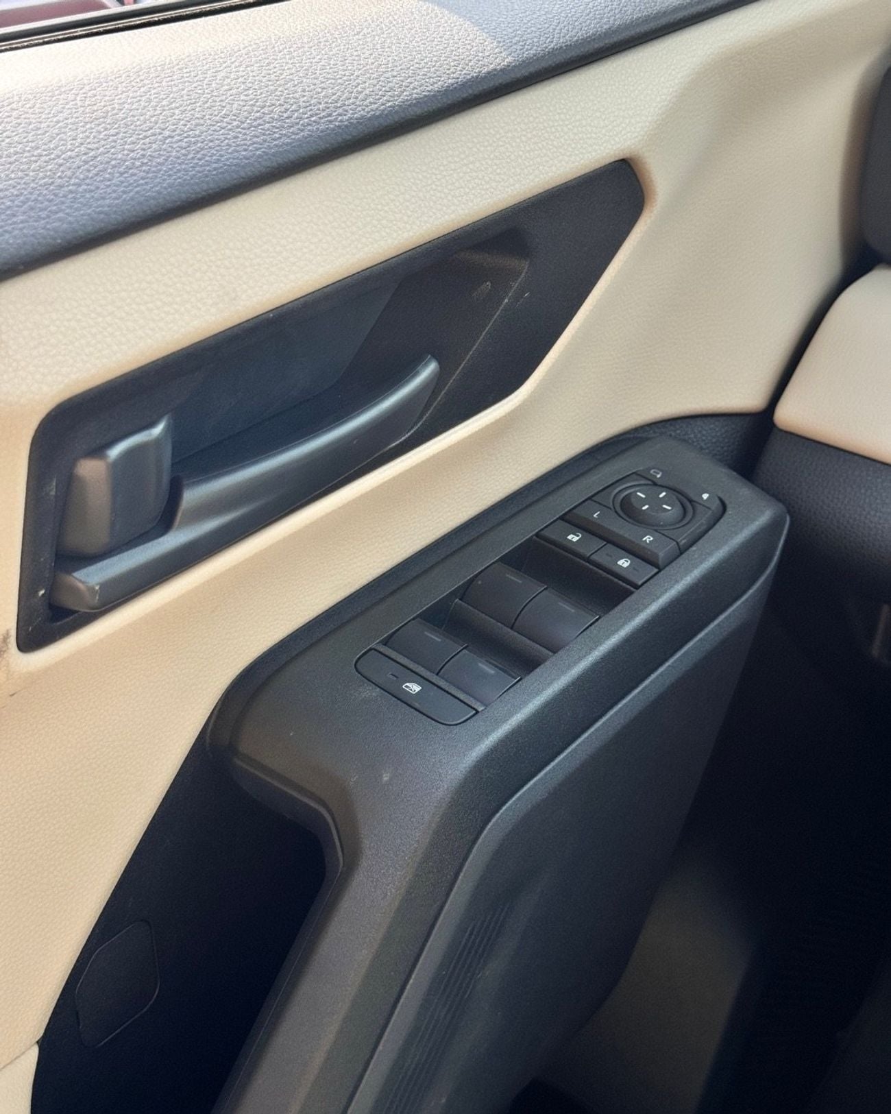 Toyota RAV4 EX