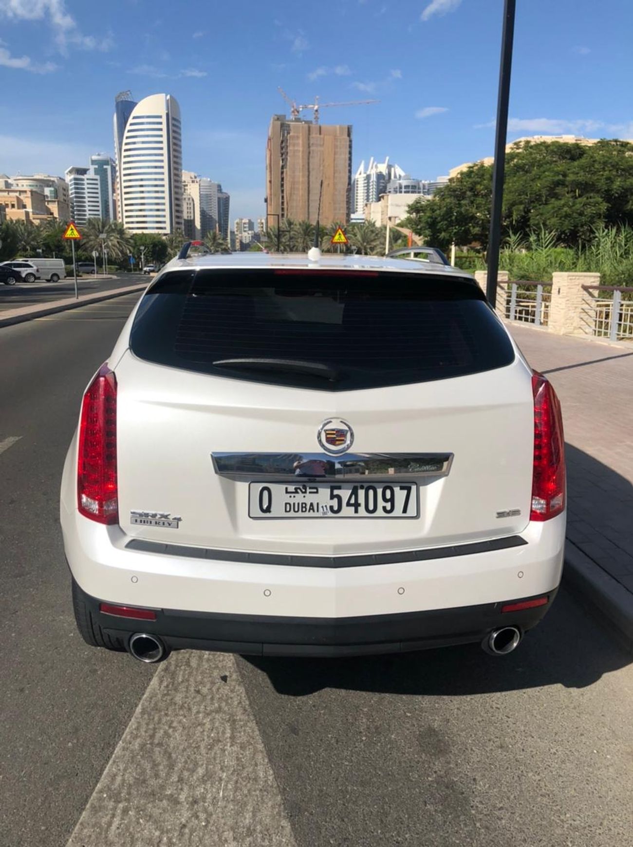 كاديلاك SRX Premium 3.6L