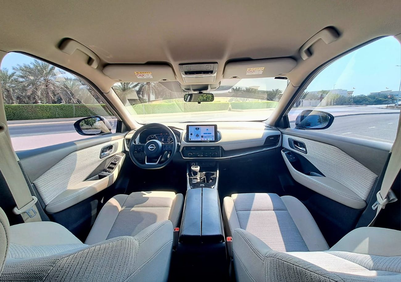 نيسان إكس تريل S 2.5L (169 HP) FWD (5 Seater)