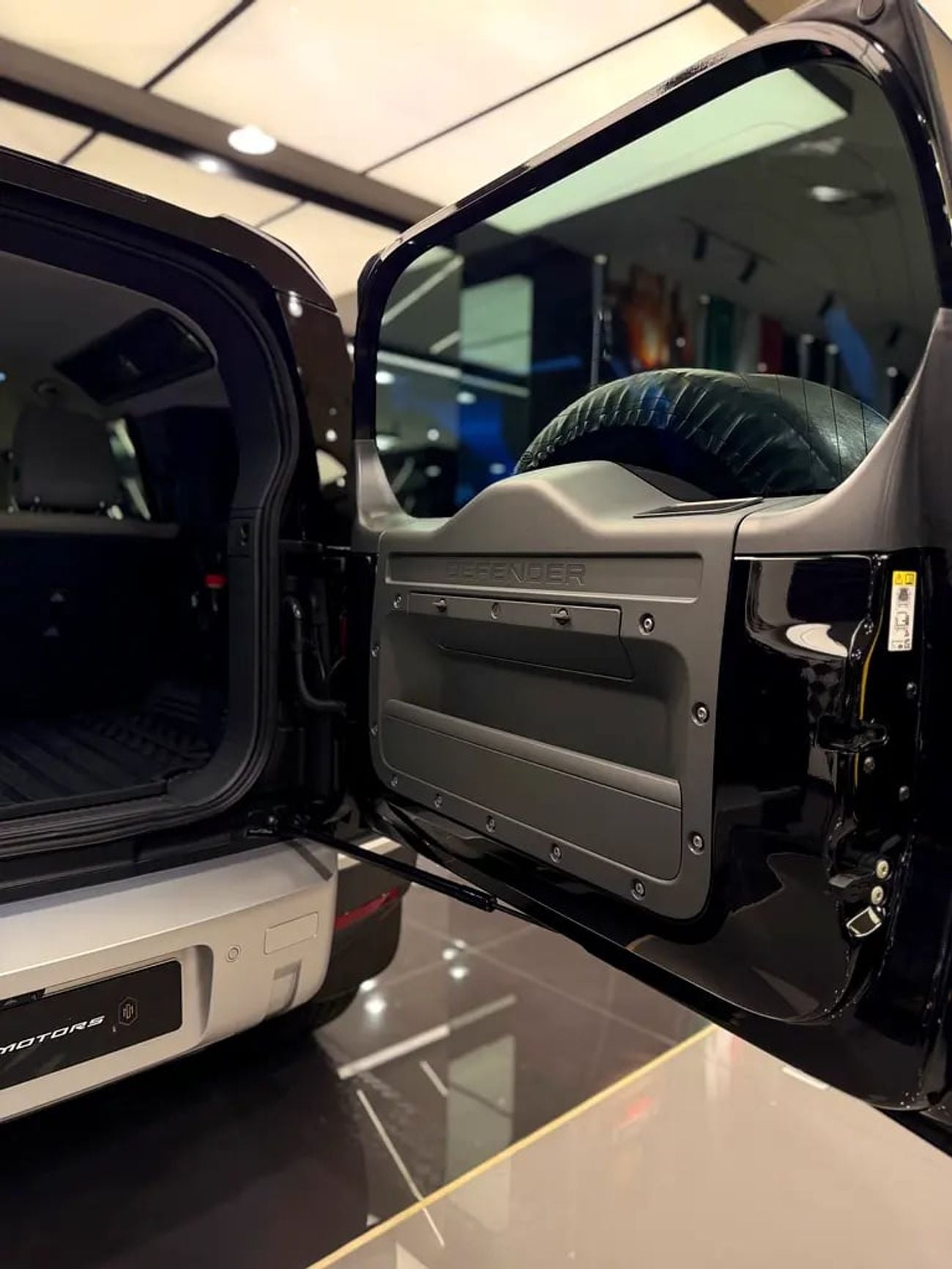 Land Rover Defender DEEFNDER GCC BRAND CONDITION