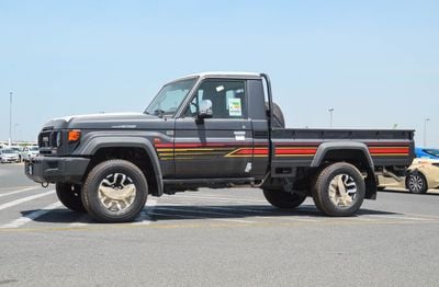 تويوتا لاند كروزر بيك آب TOYOTA LAND CURISER 79 4.0L 4WD PETROL SC PICKUP 2025