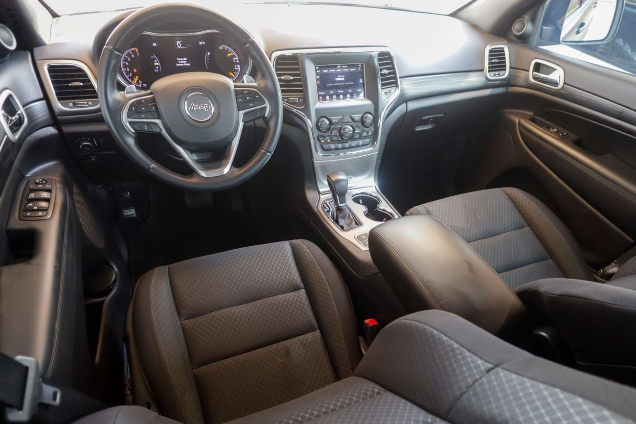 Jeep Grand Cherokee Laredo