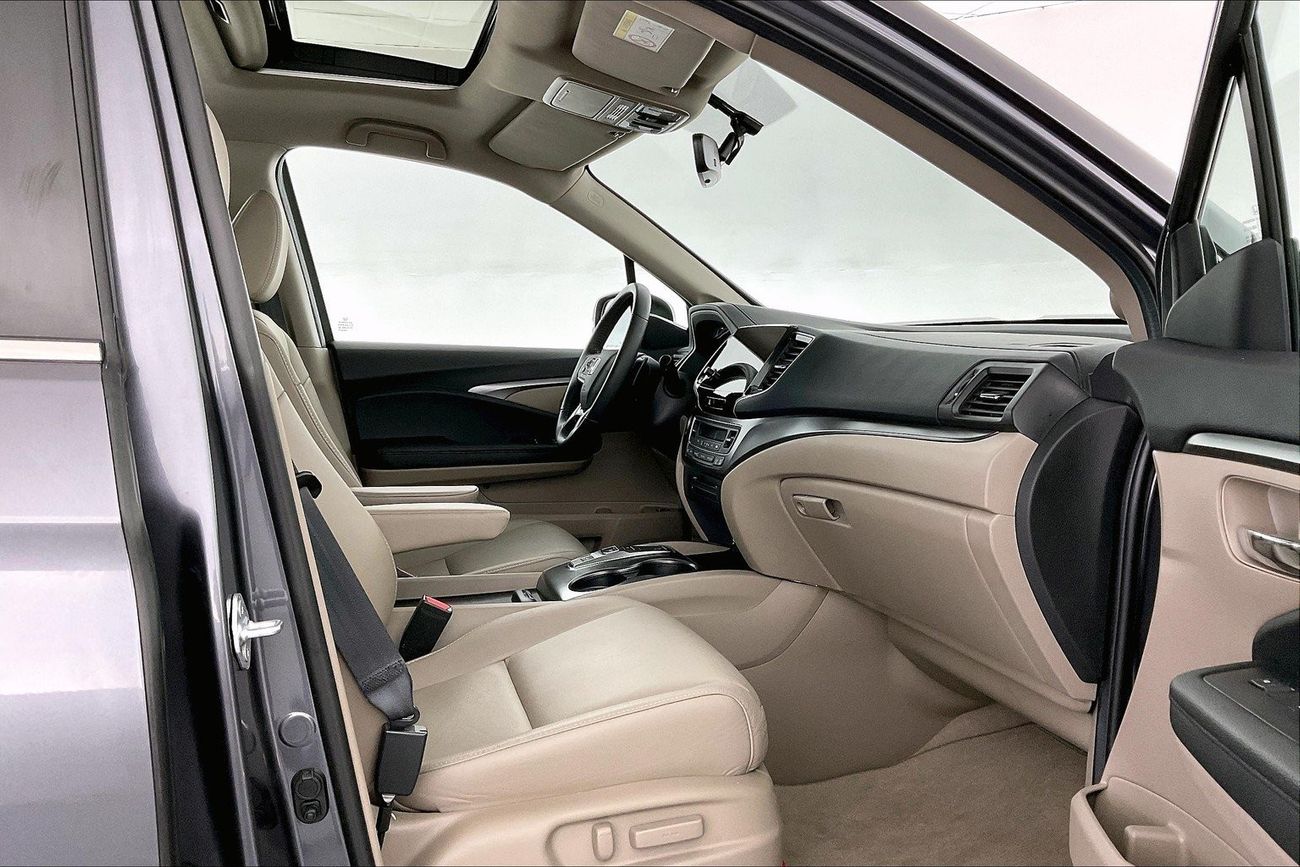 Jeep Grand Cherokee Limited Plus| 1 year free warranty | Exclusive Eid offer