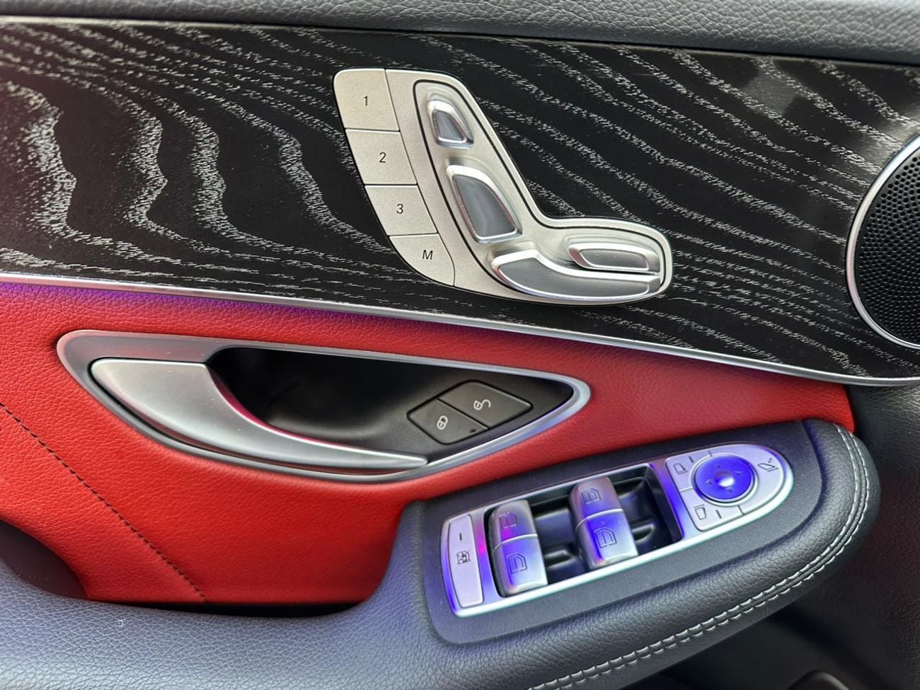 Mercedes-Benz GLC 200 Std 2.0L