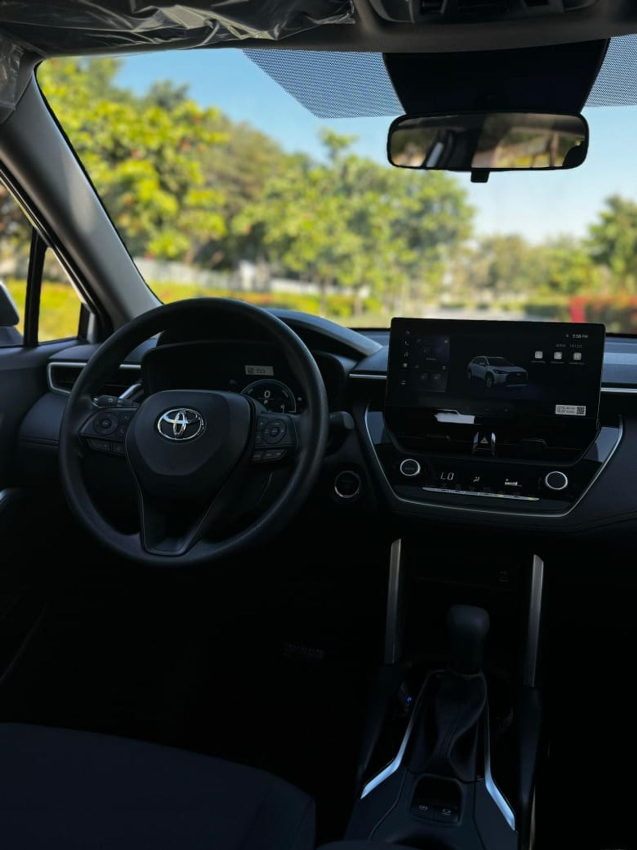 Toyota Corolla Cross (*Toyota Corolla Cross Hybrid)
