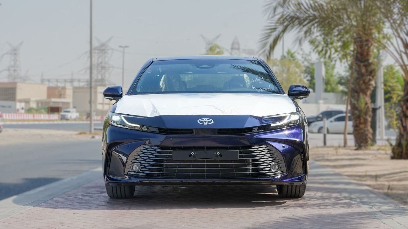 تويوتا كامري 2025 Toyota Camry Lumiere 2.5L AT Hybrid (Blue-Tan)