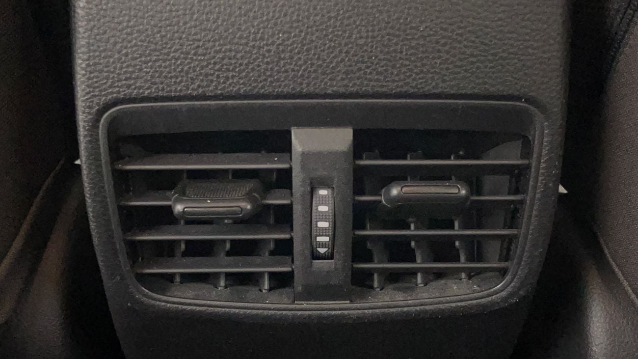 تويوتا كورولا XLI 1.6 | بدون دفعة مقدمة | اختبار القيادة في المنزل