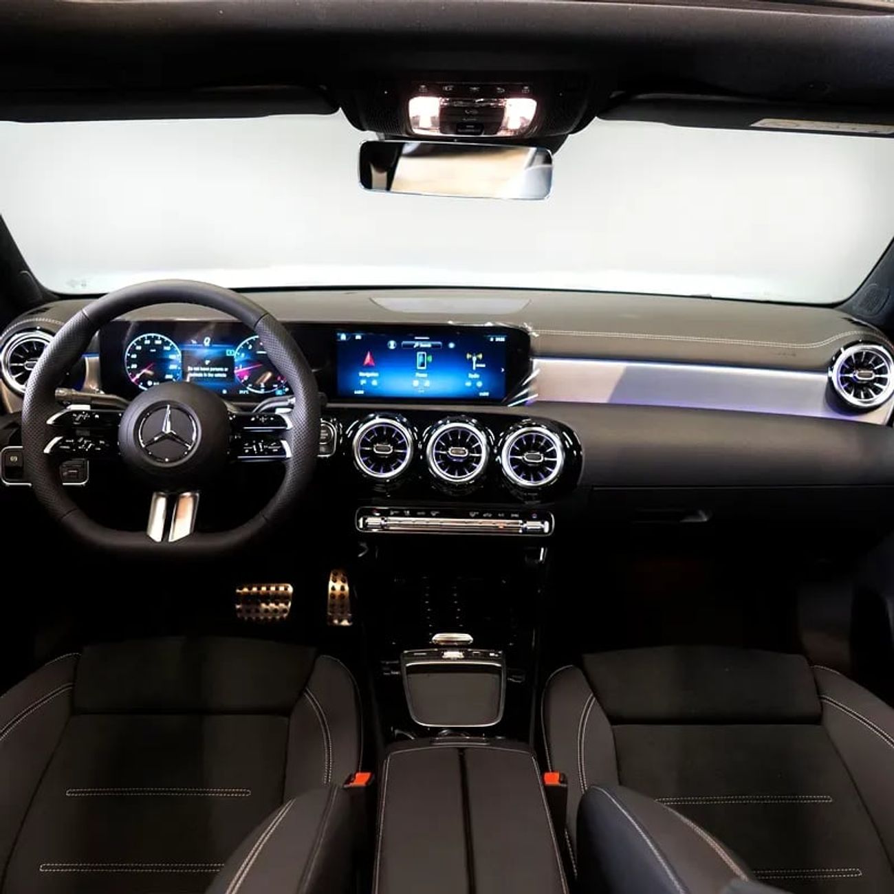 مرسيدس بنز CLA 200 AED 3,640 pm • 0% Downpayment • Mercedes CLA200 • 5 Years Agency Warranty