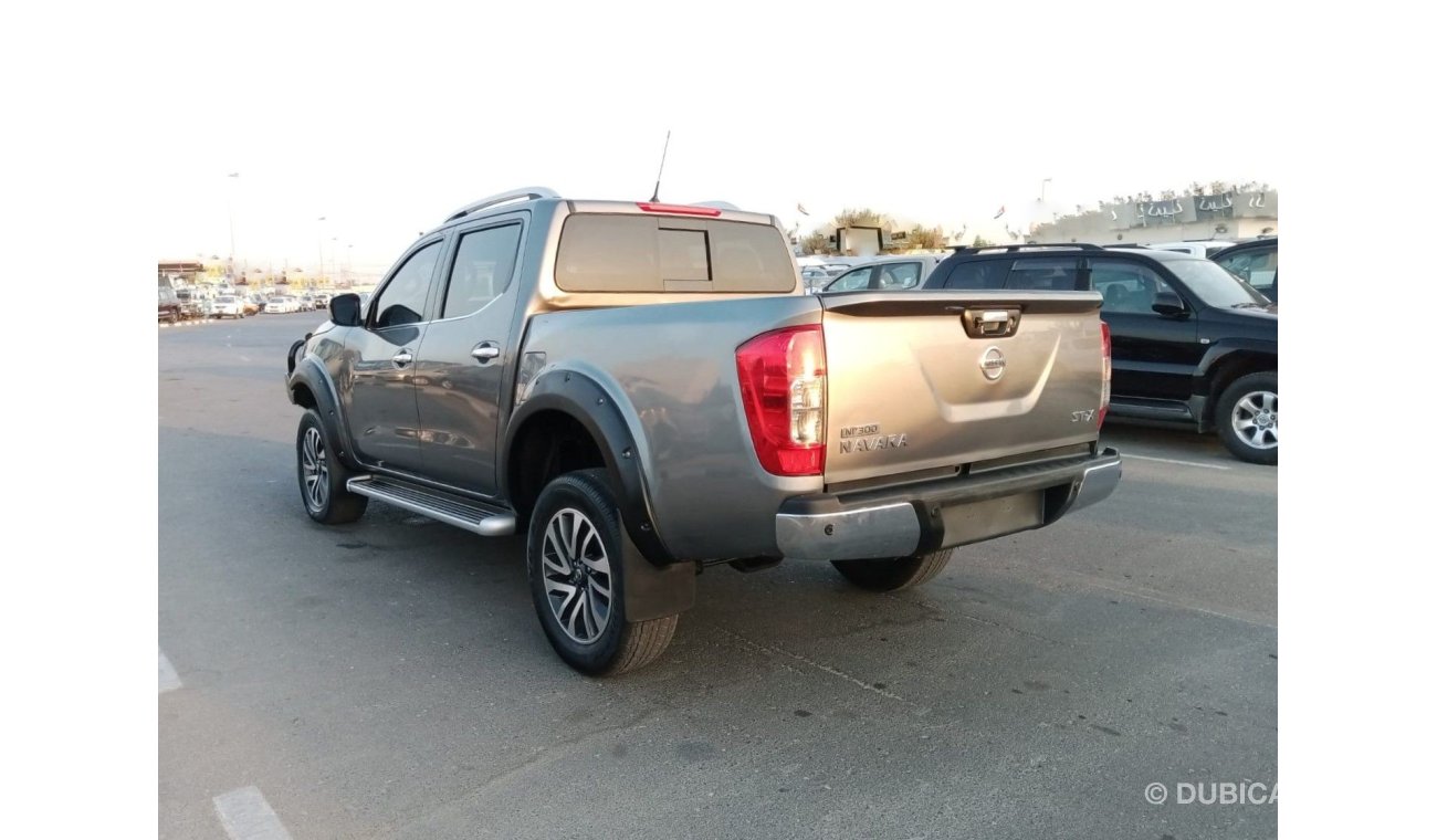 نيسان نافارا NISSAN NAVARA RIGHT HAND DRIVE (PM970)