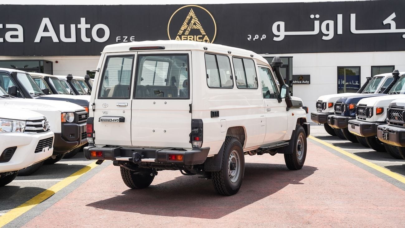 Toyota Land Cruiser 70 TOYOTA LC78 4.0 PETROL AT 2026