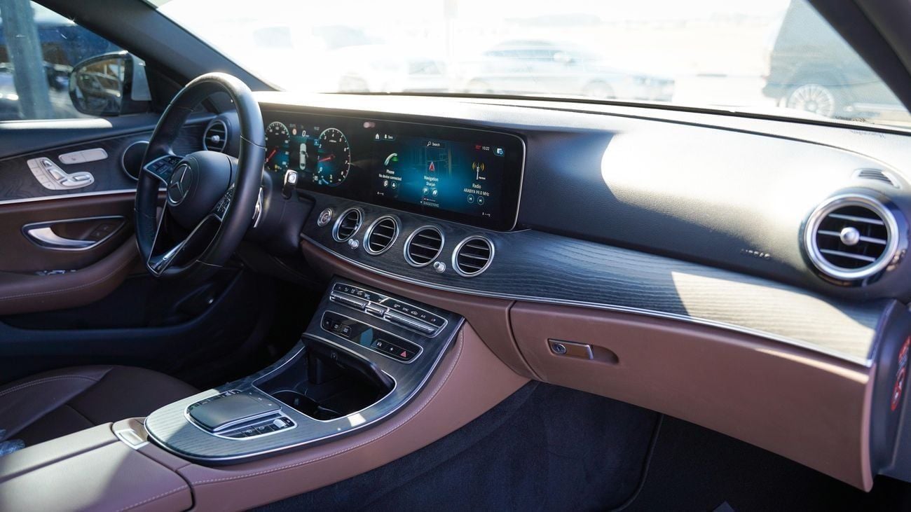 مرسيدس بنز E300 AMG
