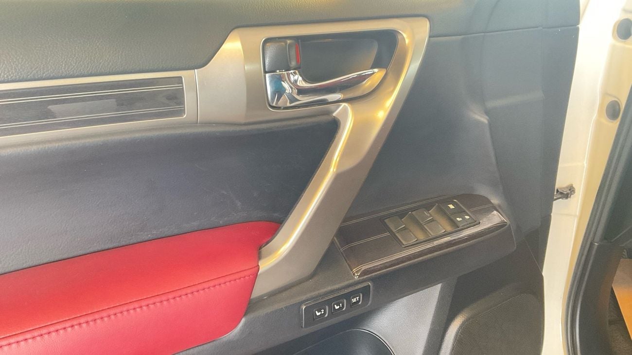 Lexus GX460 4.6 PLATINUM AUTO 4WD | Guaranteed Warranty | 0 Down Payment