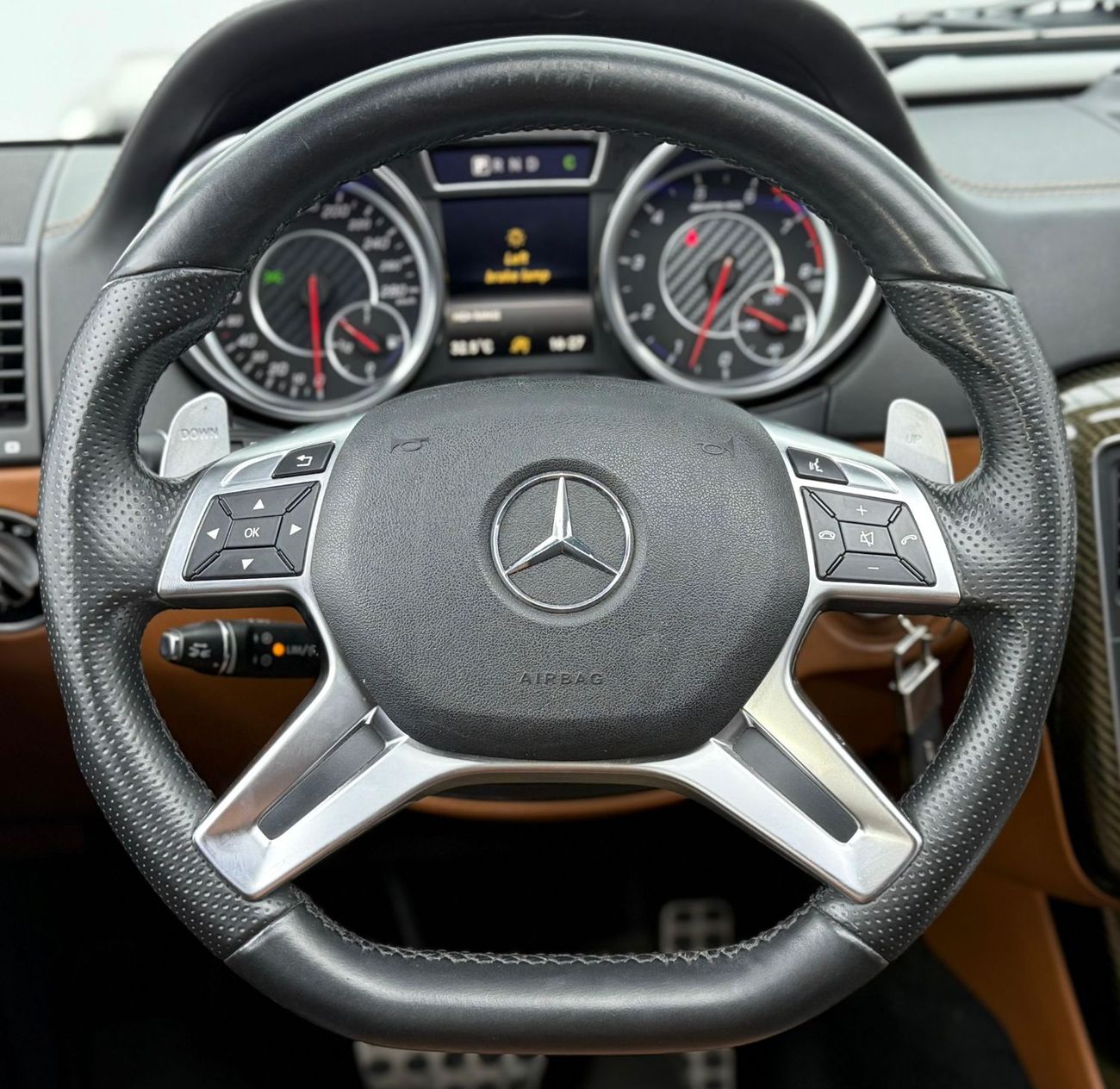 مرسيدس بنز G 63 AMG 463 Edition 2016 Mercedes G63 AMG 463 Edition, Carbon Fiber Interior, Excellent Condition, GCC