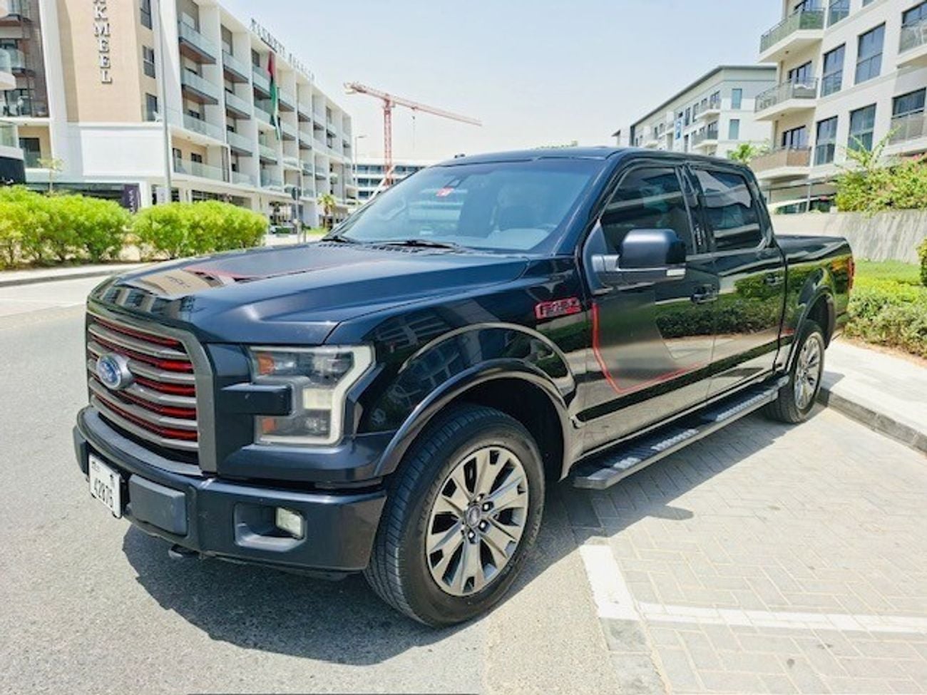 Ford F-150 LARIAT CREW LUX+SPORTS PK