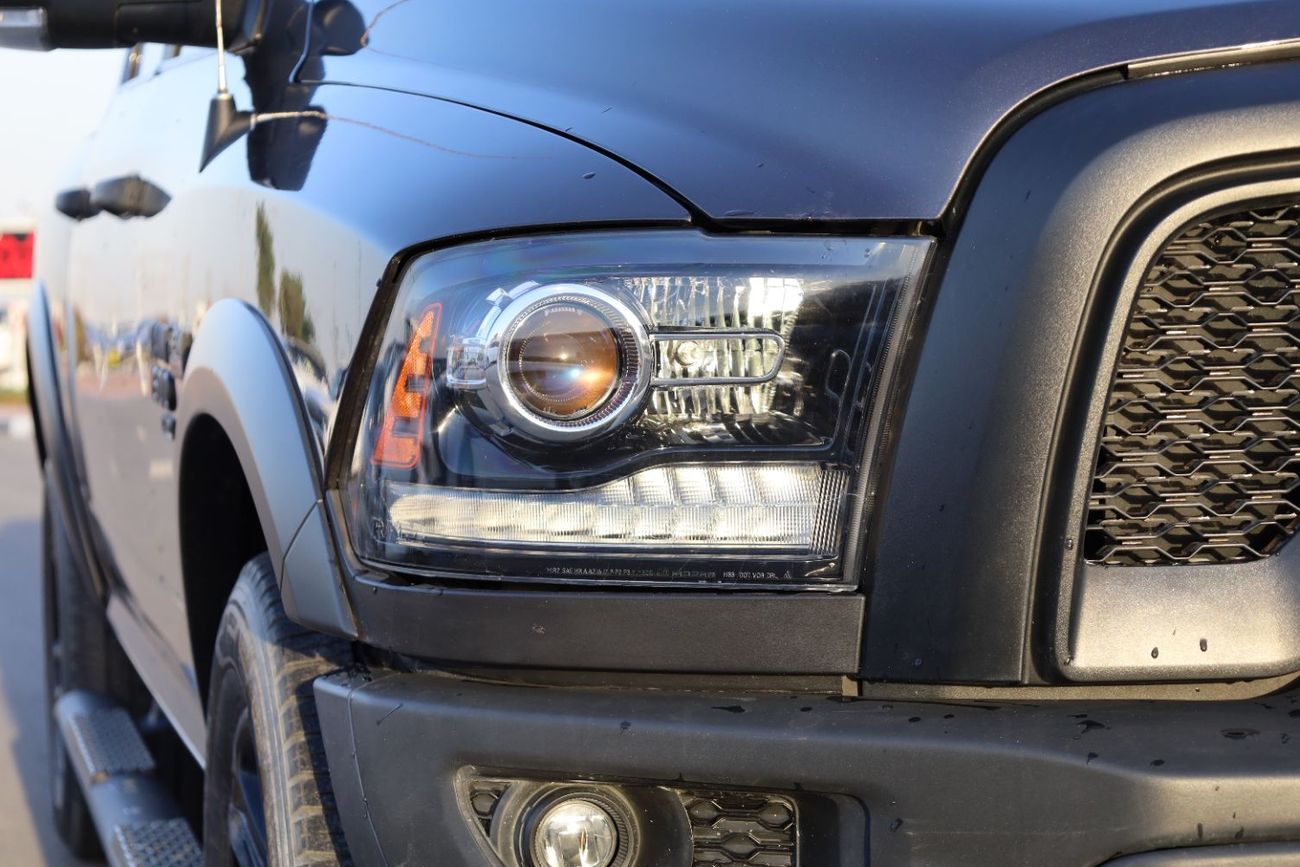 RAM 1500 Classic 5.7L Crew Cab Utility (5 Seater)